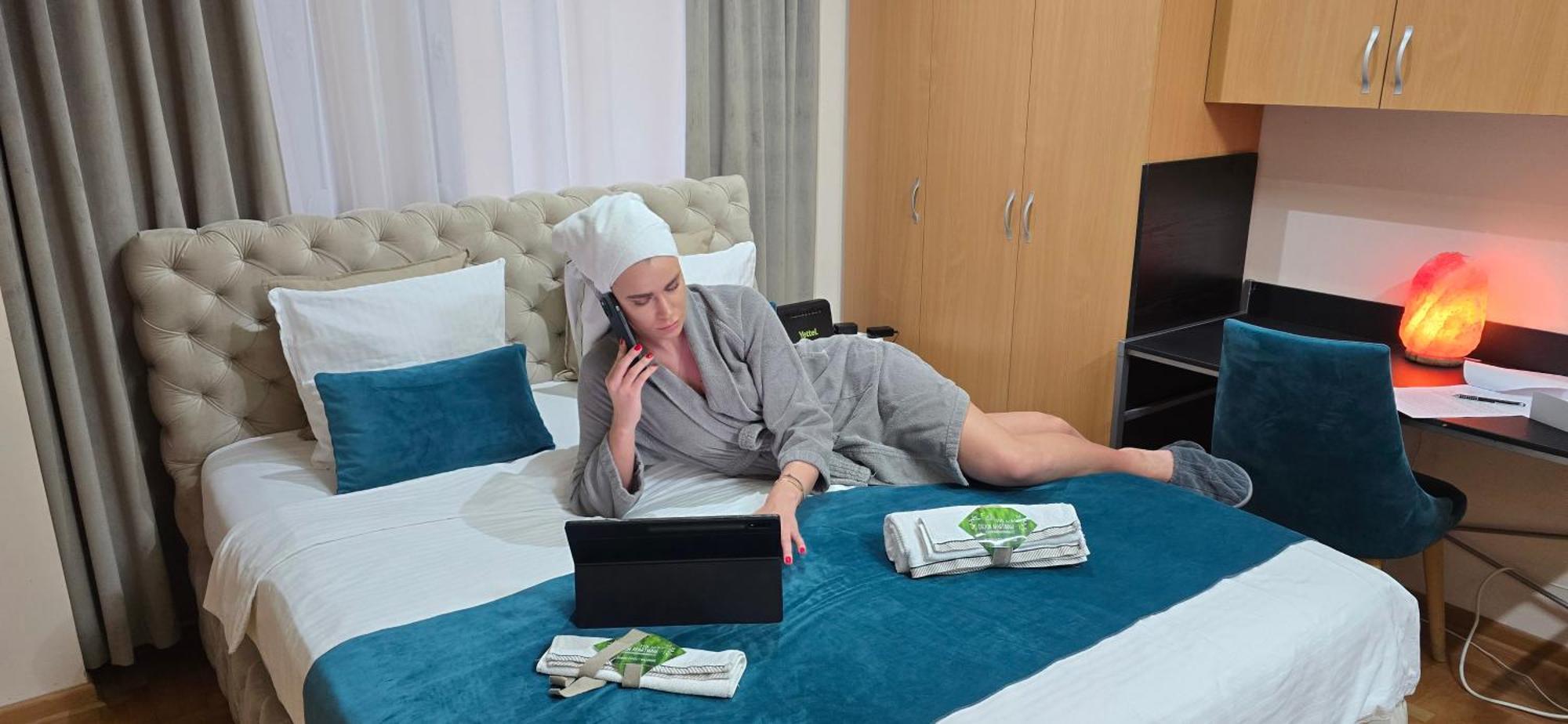 Design Apartment Business Lux 4 Star "Rio" Completely Business Lux Place In The City Center & Free Included Industry Optical Wifi & Netflix & Keyless Code Entry & Full Smart App & Kitchen & Washing Machine & Wide Terrace & Secure 2 Parking Place Ćuprija Exterior foto